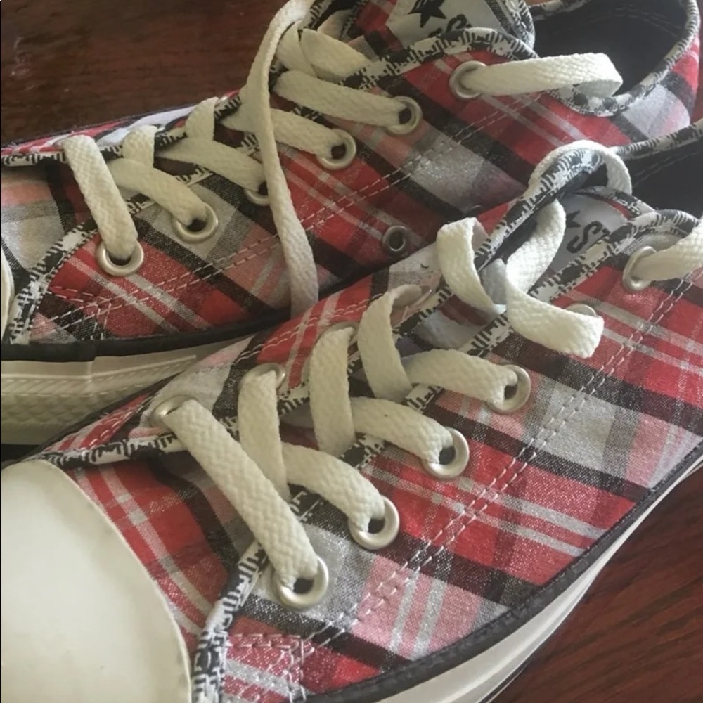 Converse - Picture 3 of 4